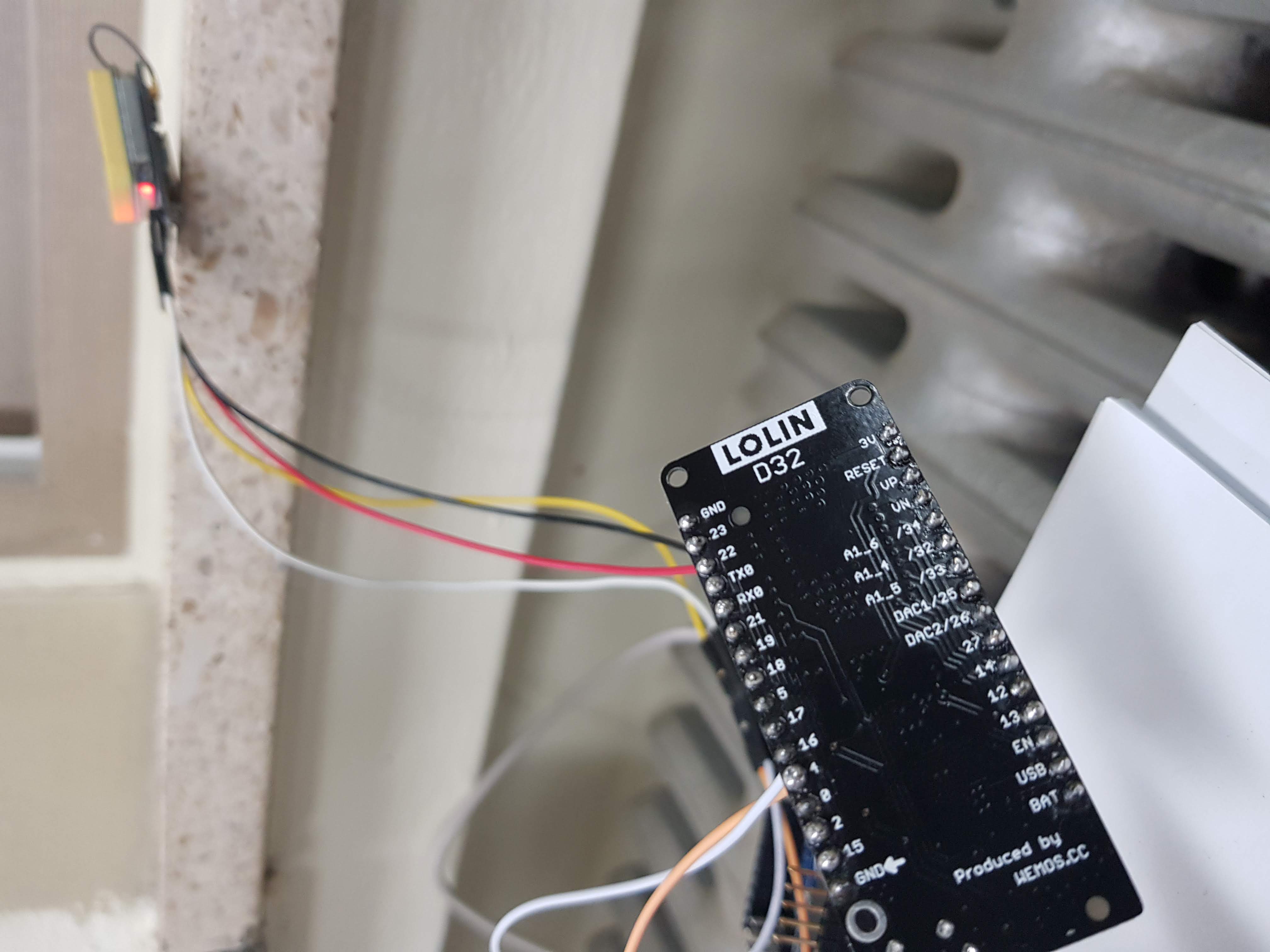 [ESP32] GPSで自分の位置を確認する。その1 ESP8266 Qiita