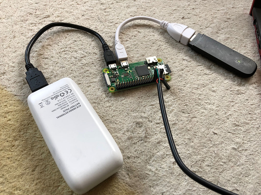 Raspberry Pi Zero (W) + USB セルラーモデムで に接続する RaspberryPiZeroW