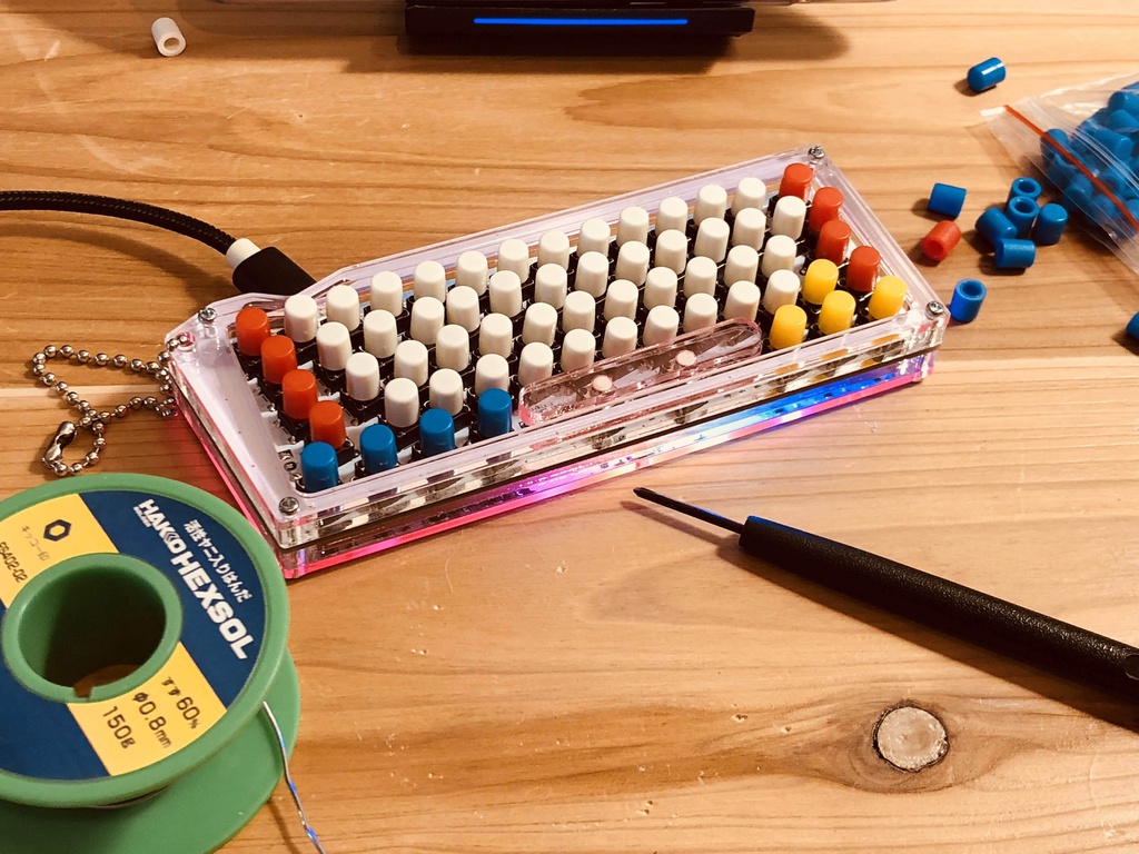 Sagrada  自作キーボード 872ee1e7-6263-22be-3d35-