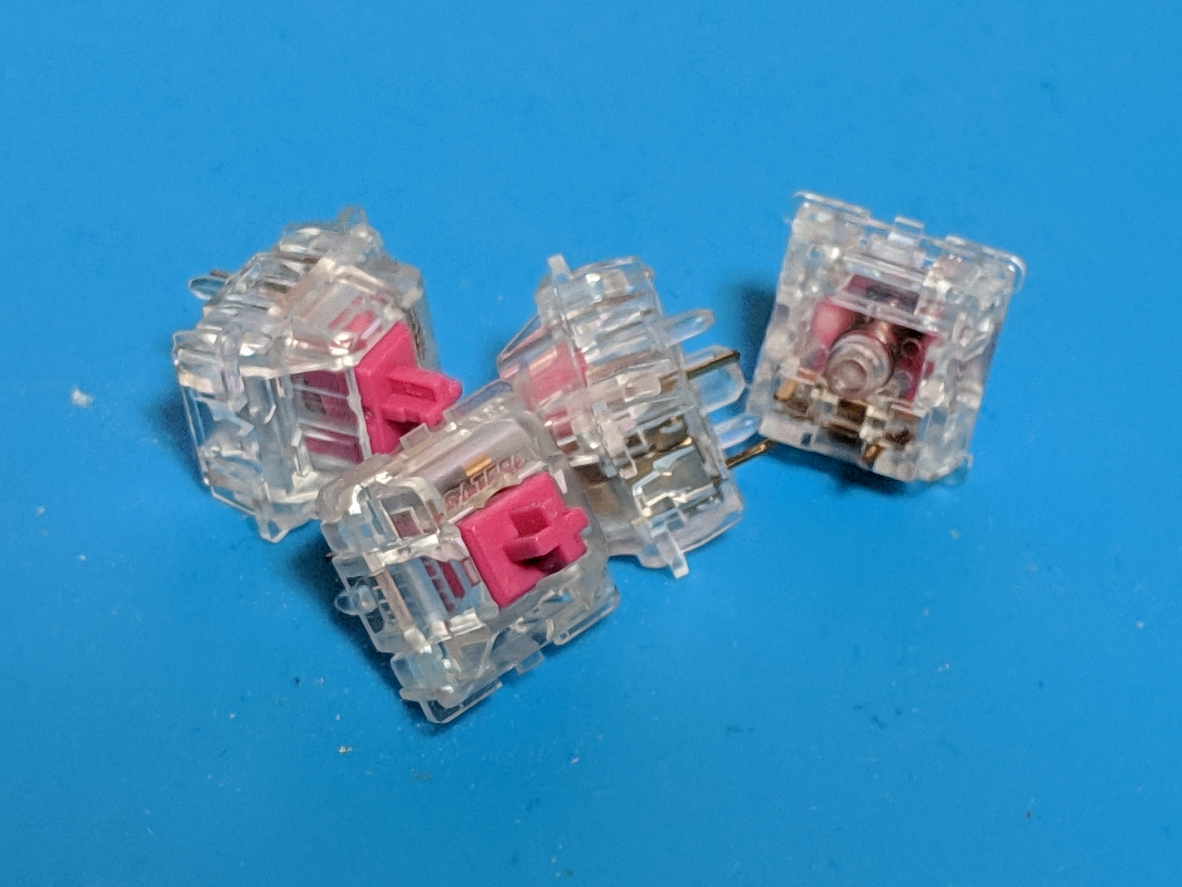 [自作キーボード] plaid 組み立て済み 4行×12列48キーのキーボード自作キット「Plaid」が店頭入荷